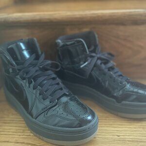 Women's NIKE air Black high tops size 8.5